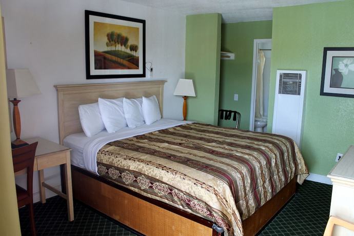 Imagen de la habitación del Hotel Fireside Inn Santa Cruz. Foto 5