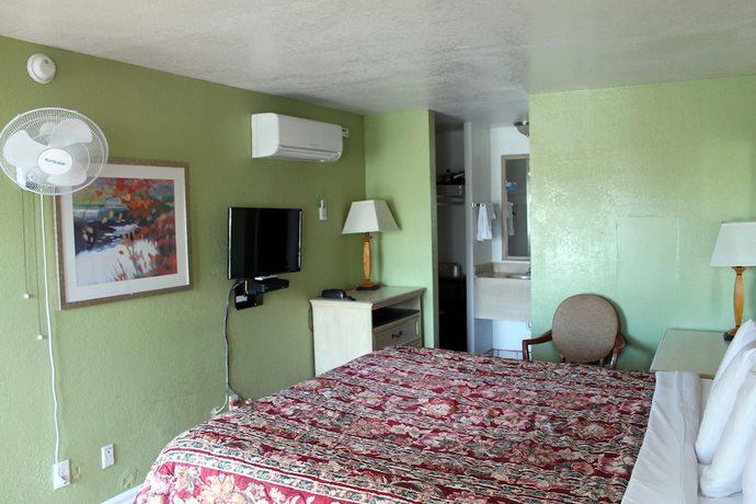 Imagen de la habitación del Hotel Fireside Inn Santa Cruz. Foto 7