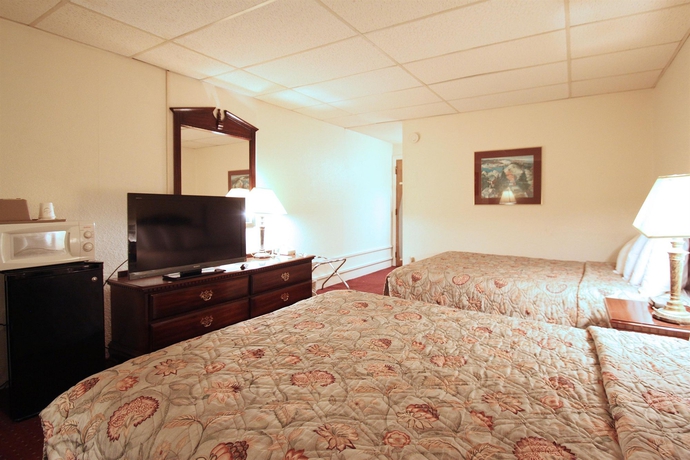 Imagen de la habitación del Hotel Fireside Inn and Suites. Foto 6