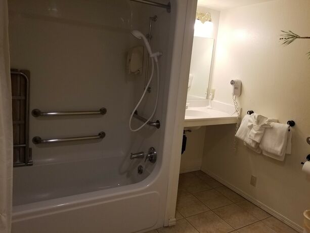 Imagen de la habitación del Hotel Fireside Lodge, Big Bear Lake. Foto 12