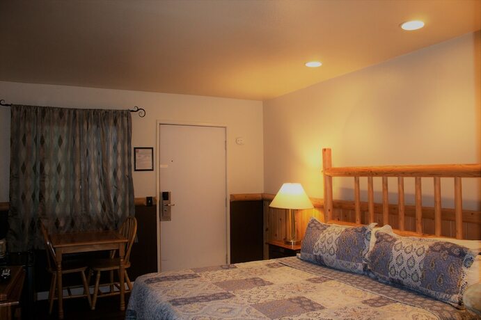 Imagen de la habitación del Hotel Fireside Lodge, Big Bear Lake. Foto 13