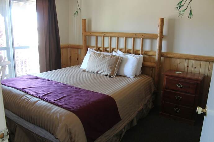 Imagen de la habitación del Hotel Fireside Lodge, Big Bear Lake. Foto 16