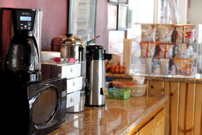 Imagen general del Hotel Fireside Lodge, Big Bear Lake. Foto 10
