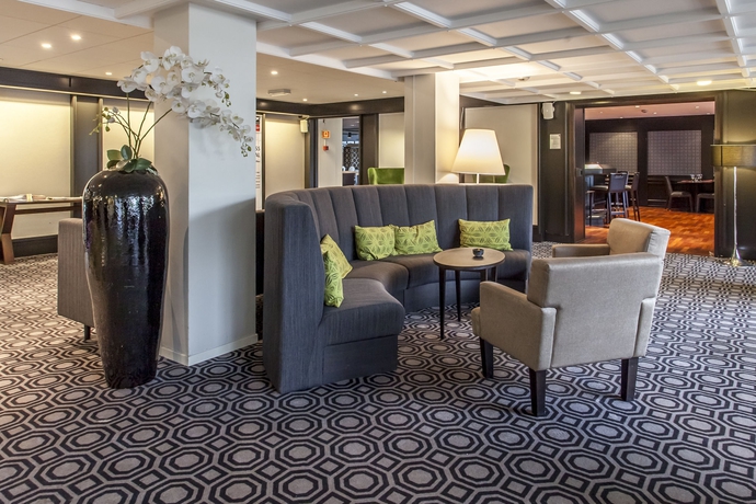 Imagen de los interiores del Hotel First Alstor. Foto 10