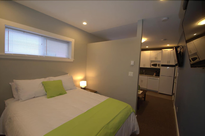 Imagen de la habitación del Hotel First Avenue Executive Suites. Foto 16