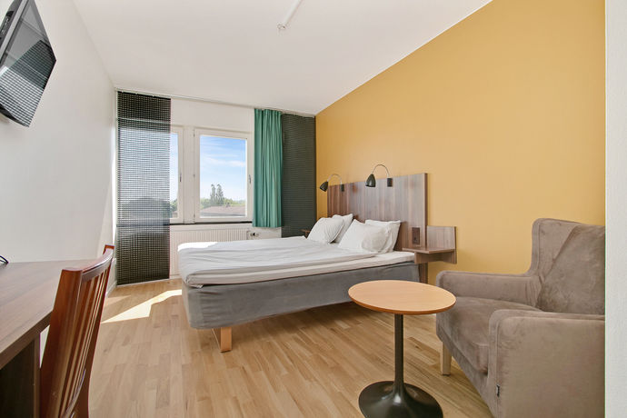 Imagen de la habitación del Hotel First Brommaplan. Foto 11