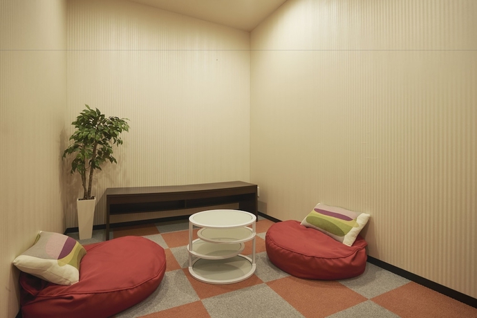 Imagen de los interiores del Hotel First Cabin Akihabara Showa-dori. Foto 17