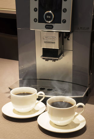 Imagen del bar/restaurante del Hotel First Cabin Atagoyama. Foto 4