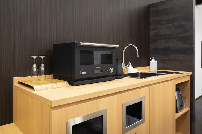 Imagen de la habitación del Hotel First Cabin Kyoto Nijojo. Foto 15