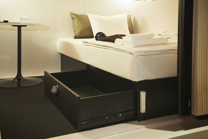 Imagen de la habitación del Hotel First Cabin Nihonbashi Yokoyamacho. Foto 8
