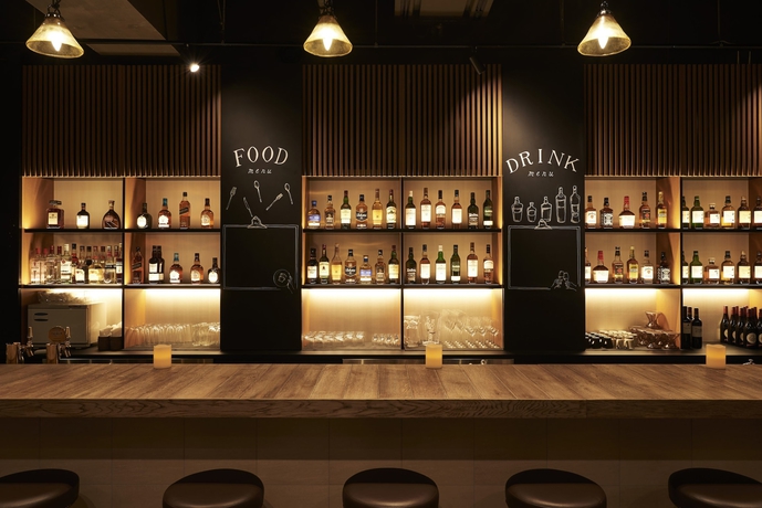 Imagen del bar/restaurante del Hotel First Cabin Nihonbashi Yokoyamacho. Foto 6