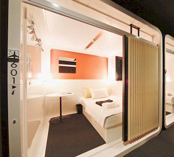 Imagen de la habitación del Hotel First Cabin Tsukiji. Foto 9