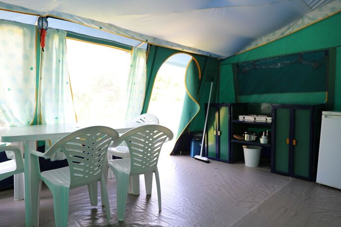 Imagen de la habitación del Hotel First Camp Ajstrup Strand. Foto 2