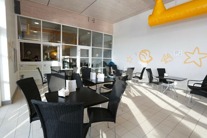 Imagen de los interiores del Hotel First Camp B&oslash;jden Strand. Foto 18