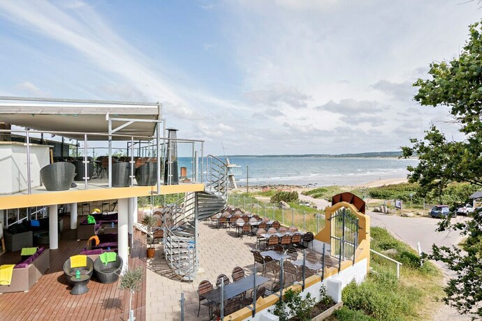 Imagen de los exteriores del Hotel First Camp Karlstorp Halmstad. Foto 17