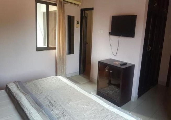 Imagen de la habitación del Hotel First Choice. Foto 12