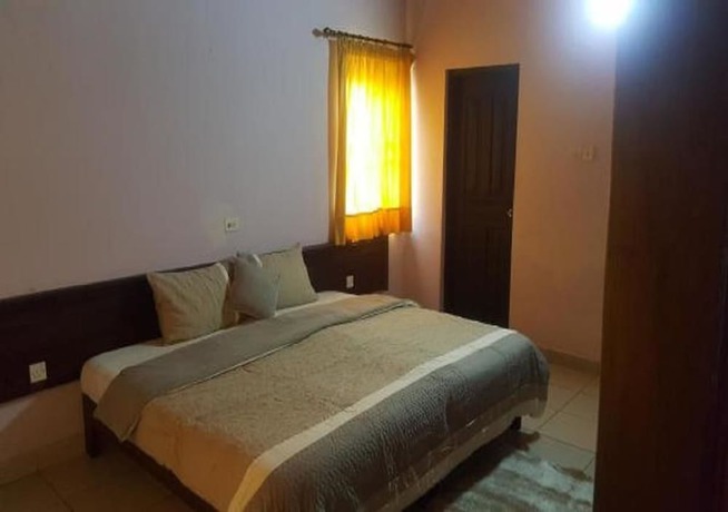 Imagen de la habitación del Hotel First Choice. Foto 14