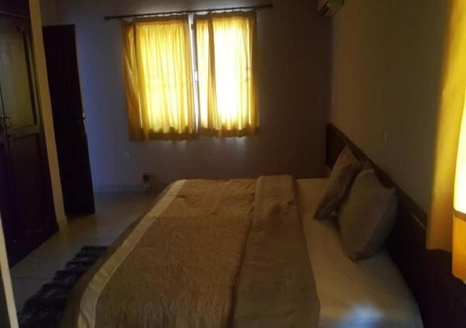 Imagen de la habitación del Hotel First Choice. Foto 16