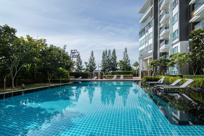 Imagen de los interiores del Hotel First Choice Grand Suites. Foto 5