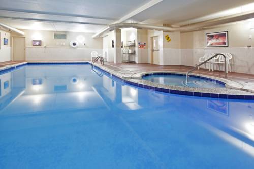 Imagen de la habitación del Hotel First Choice Inns At The Swell. Foto 2