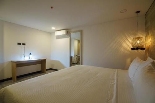 Imagen general del Hotel First Class, Per&iacute;metro Urbano Medell&iacute;n. Foto 13