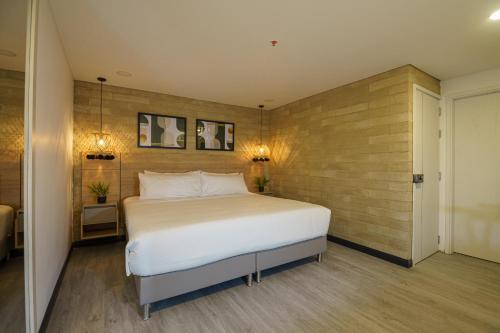 Imagen general del Hotel First Class, Per&iacute;metro Urbano Medell&iacute;n. Foto 14