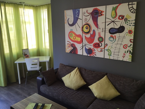 Imagen de la habitación del Hotel First Domizil. Foto 11