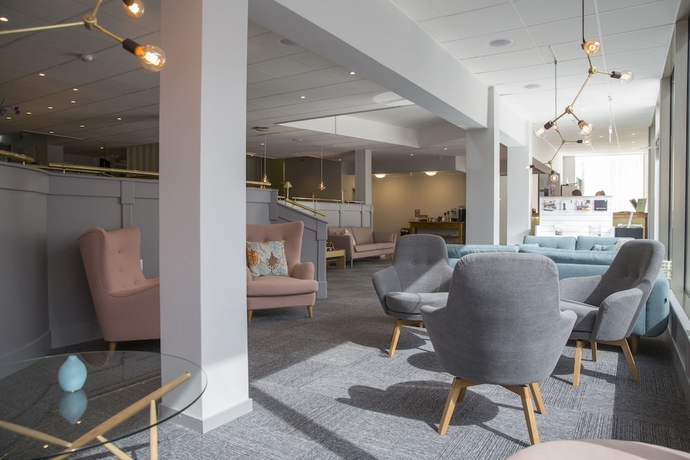 Imagen del bar/restaurante del Hotel First Dragonen. Foto 2