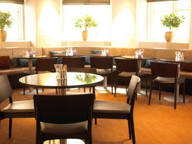 Imagen general del Hotel First Esplanaden. Foto 4