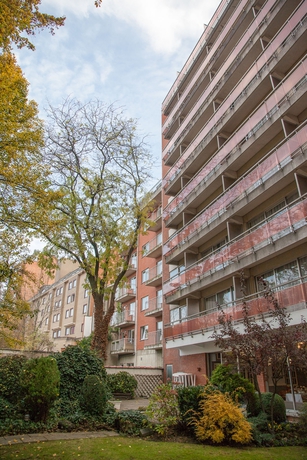 Imagen de los exteriores del Hotel First Euroflat. Foto 13