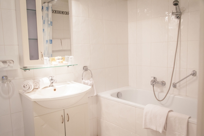 Imagen de la habitación del Hotel First Euroflat. Foto 11