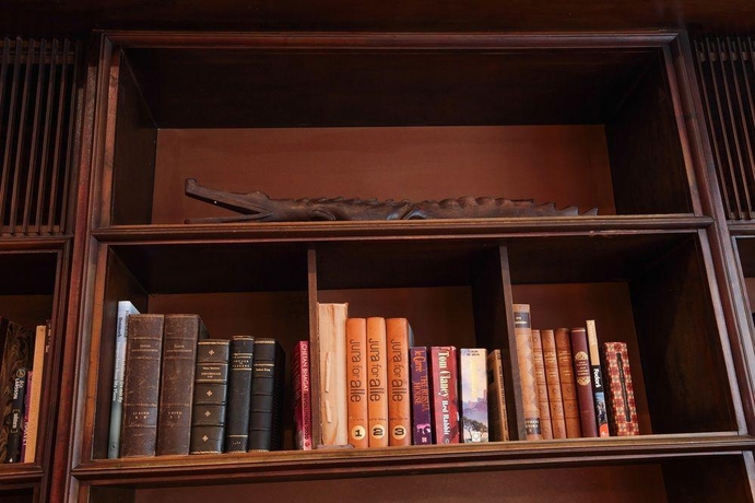 Imagen general del Hotel First Excelsior. Foto 14