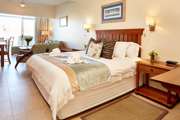 Imagen de la habitación del Hotel First Group Port Owen Marina. Foto 11