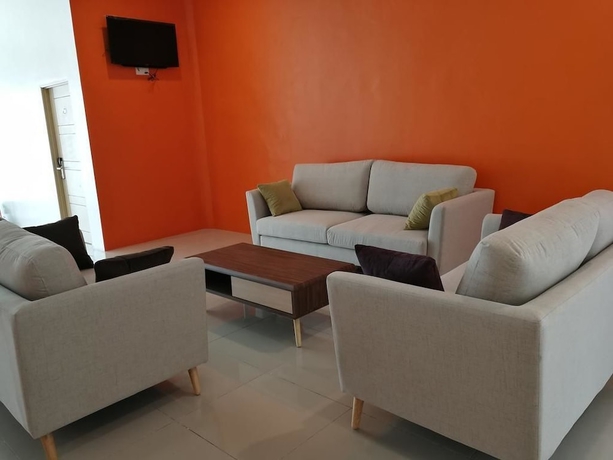 Imagen de los interiores del Hotel First Guest House Cheras. Foto 17