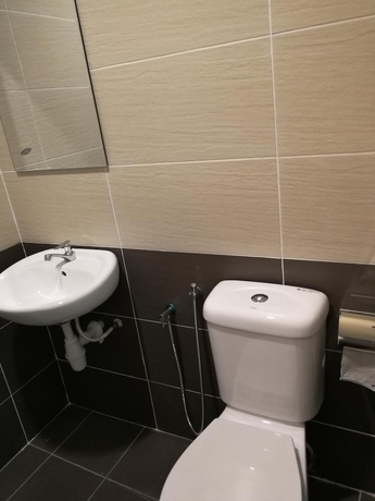 Imagen de la habitación del Hotel First Guest House Cheras. Foto 12