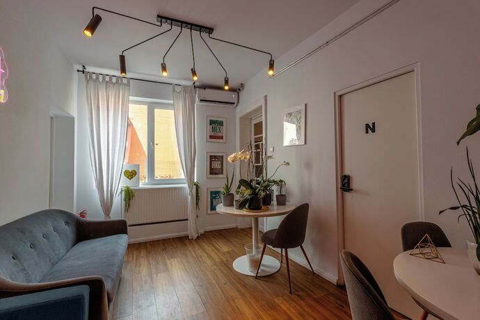 Imagen general del Hotel First Hostel Bucur 21. Foto 7