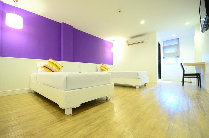 Imagen de la habitación del Hotel First House. Foto 7