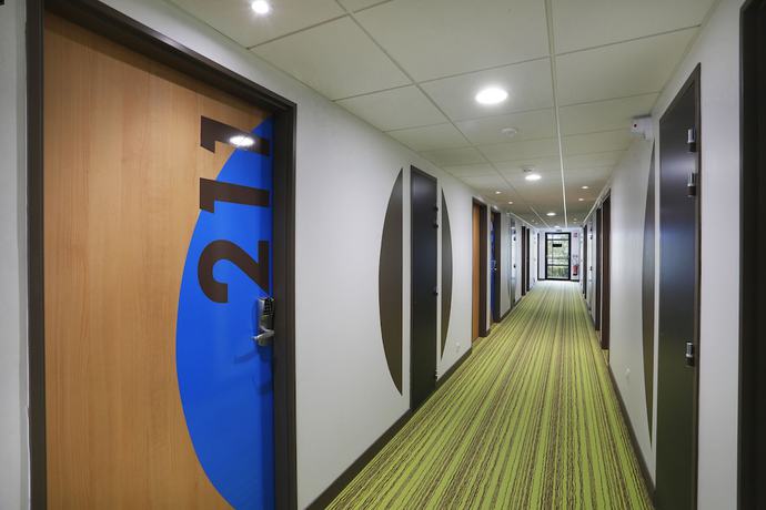 Imagen de los interiores del Hotel First Inn Blois. Foto 19