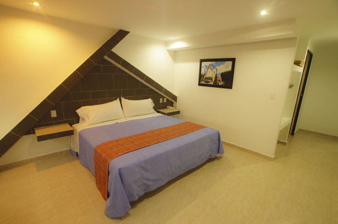 Imagen de la habitación del Hotel First Inn. Foto 5