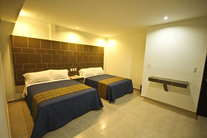 Imagen de la habitación del Hotel First Inn. Foto 13