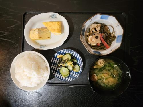 Imagen de la habitación del Hotel First Inn Takamatsu. Foto 13
