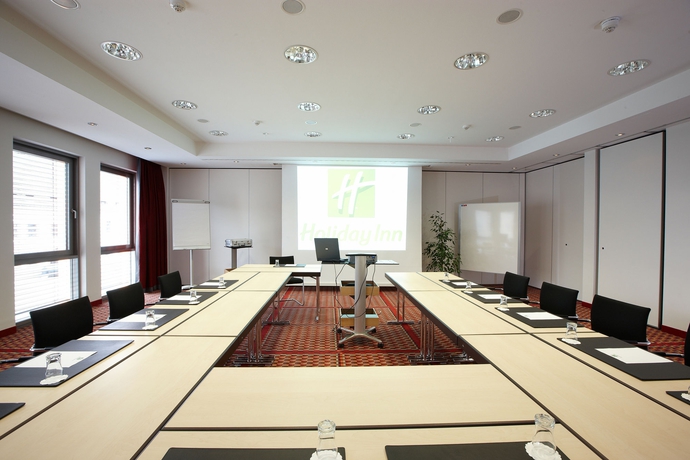 Imagen de los interiores del Hotel First Inn Zwickau. Foto 11