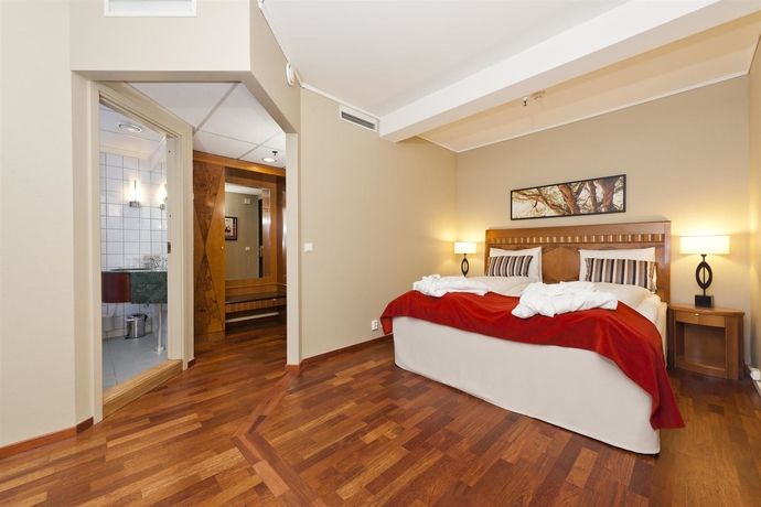 Imagen de la habitación del Hotel First Millennium. Foto 6