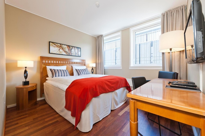 Imagen de la habitación del Hotel First Millennium. Foto 8