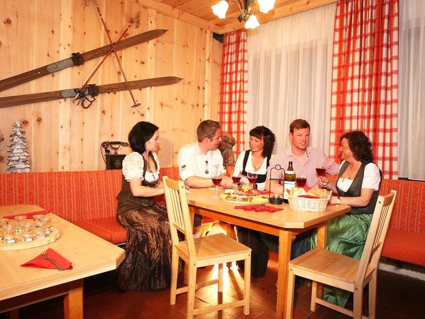 Imagen de los interiores del Hotel First Mountain &Ouml;tztal. Foto 19