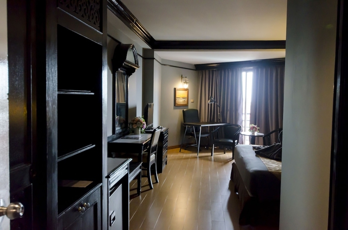 Imagen de la habitación del Hotel First Pacific Cirrus. Foto 5