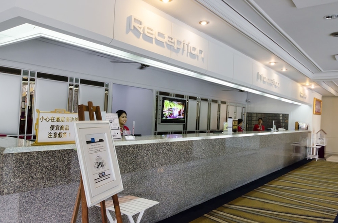 Imagen de los interiores del Hotel First Pacific Cirrus. Foto 15