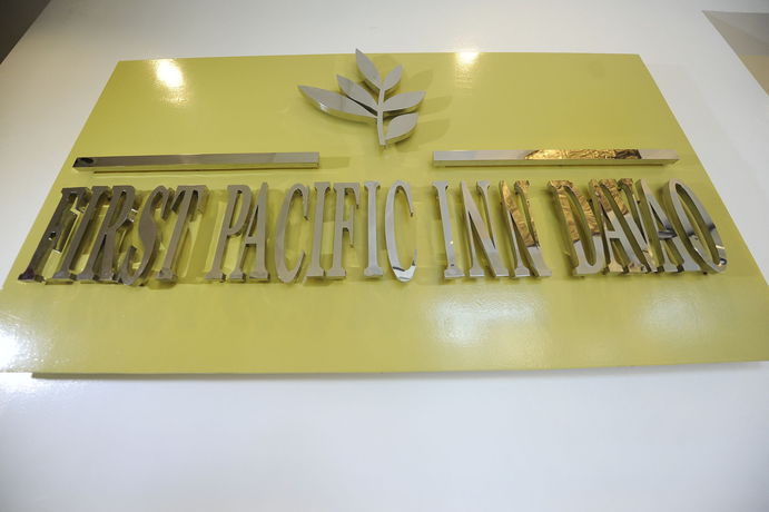 Imagen de la habitación del Hotel First Pacific Inn. Foto 5