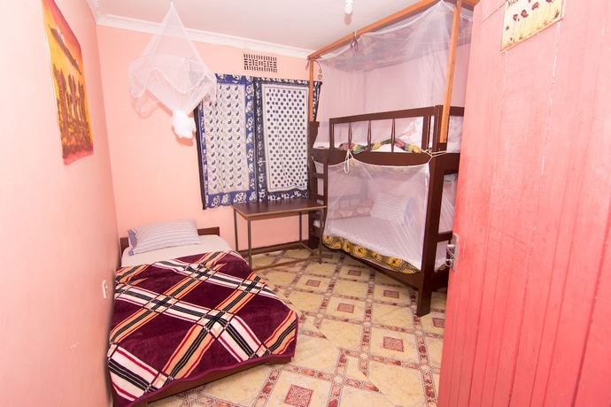Imagen de la habitación del Hotel First Point Arusha Hostel. Foto 9
