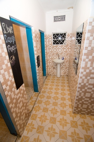 Imagen de la habitación del Hotel First Point Arusha Hostel. Foto 19